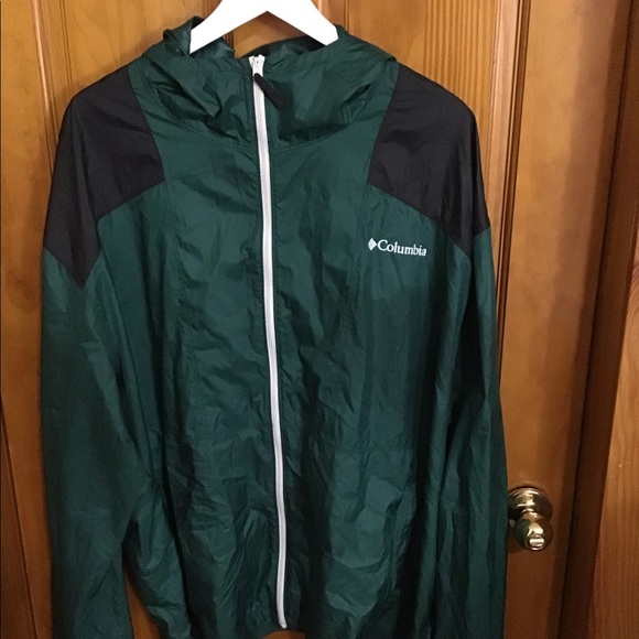 Columbia Other - Green Columbia windbreaker